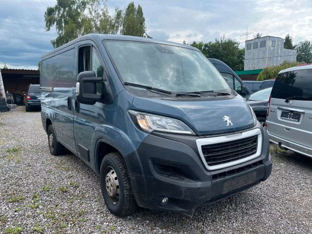 Peugeot Boxer Kasten 328 L1H1 Pro BlueHDi 120 Stop&Start