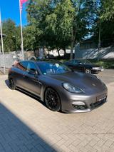 Porsche Panamera GTS - Porsche Panamera in Dortmund