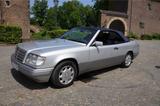 Mercedes-Benz Mercedes E220 A124 Cabrio - Mercedes-Benz: Cabrio, A124