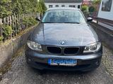 BMW 118i Automatik - BMW 118 aus 2005: 118i