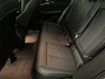 BMW X3 - 11