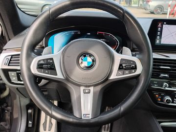 BMW 540d xDrive M Sportpaket Head-Up HK HiFi LED