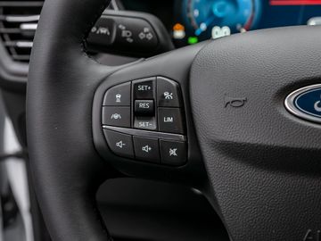 Ford Focus Active 1.0 X Parkautomatik Navi B&O LED