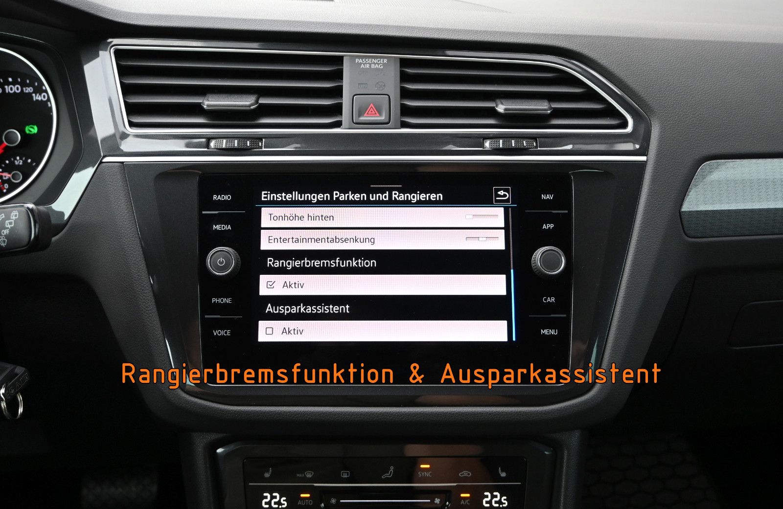 Fahrzeugabbildung Volkswagen Tiguan 2.0 TDI DSG 4MOT Life °ACC°AHK°HUD°STHZ°