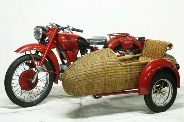 Moto Guzzi Airone 250 Sport Gespann '52