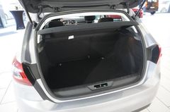 Fahrzeugabbildung Peugeot 308 LIM. 1.5D ALLURE NAVI/LED/PDC/TEMP./SPORT