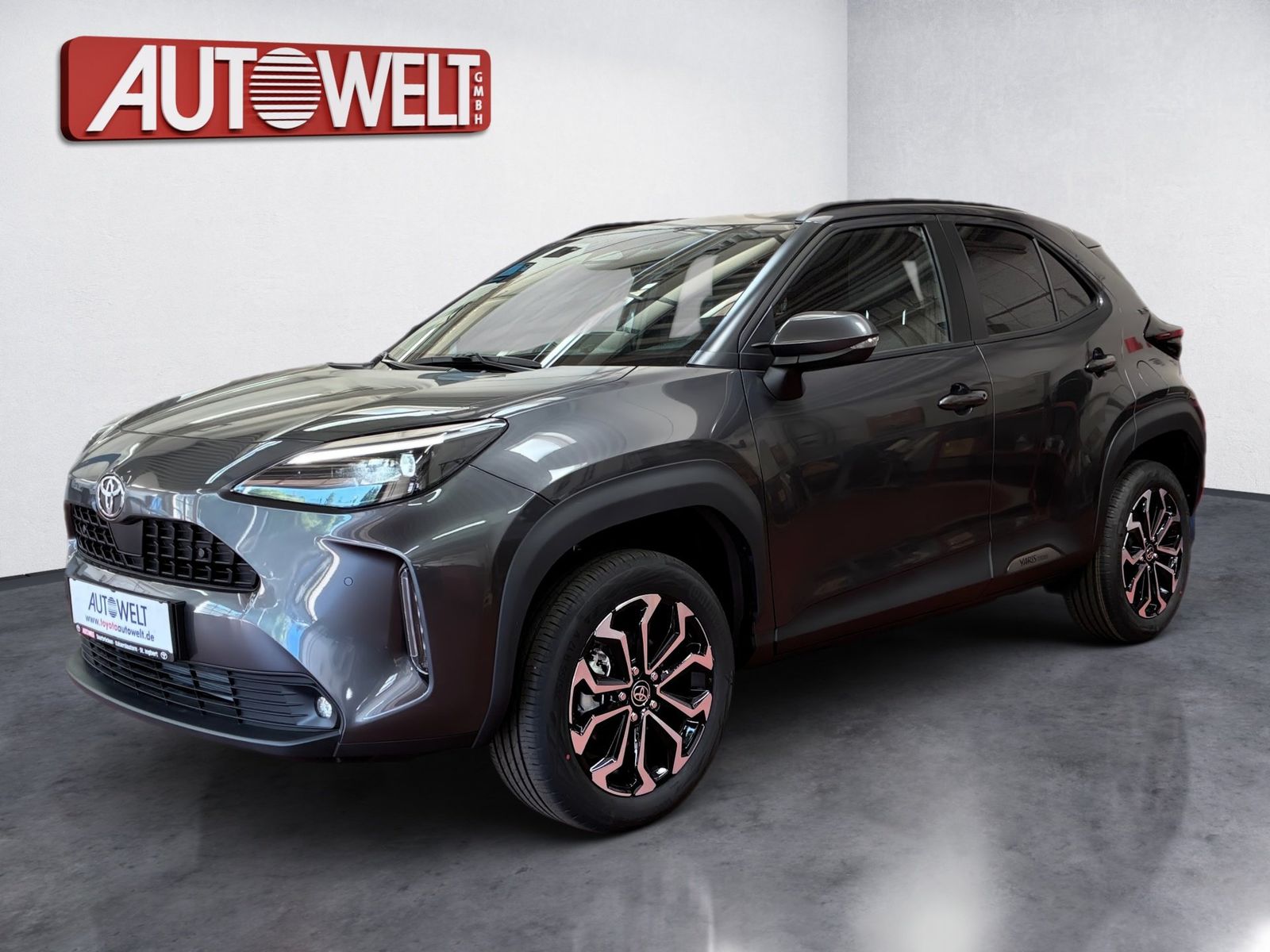 Fahrzeugabbildung Toyota Yaris Cross 1.5 Teamplayer +Wi-P.+Safety Paket