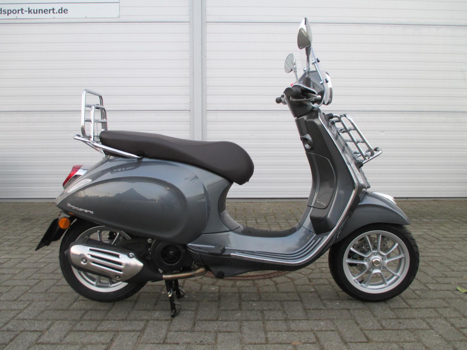 Vespa Primavera 125 Touring