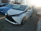 Toyota Aygo AYGO x-play touch/Mod. 2015/Klima/Tempomat - Toyota Aygo (X) aus 2014