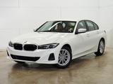 BMW 320d Sport Navi Widescreen AHK Kam. Service NEU