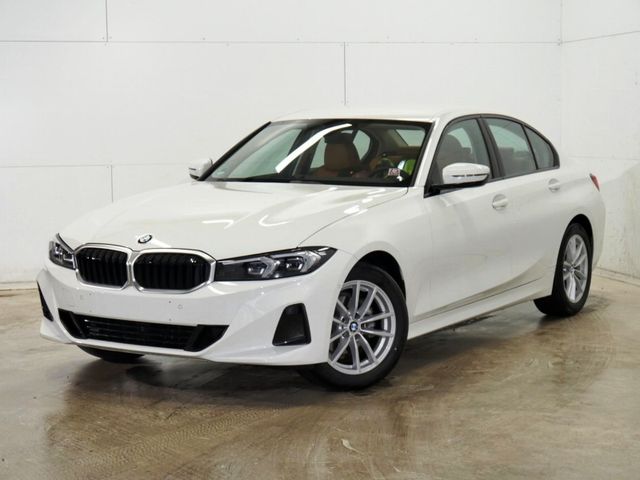 BMW 320d Sport Navi Widescreen AHK Kamera