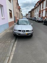 Seat Leon 8 fach bereift/ TÜV neu. - Seat Leon aus 2005
