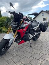 BMW F900R - BMW R 90