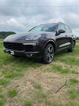 Porsche Cayenne Diesel Platinum Edition Platinum Edition - Porsche Cayenne: Platinum Edition