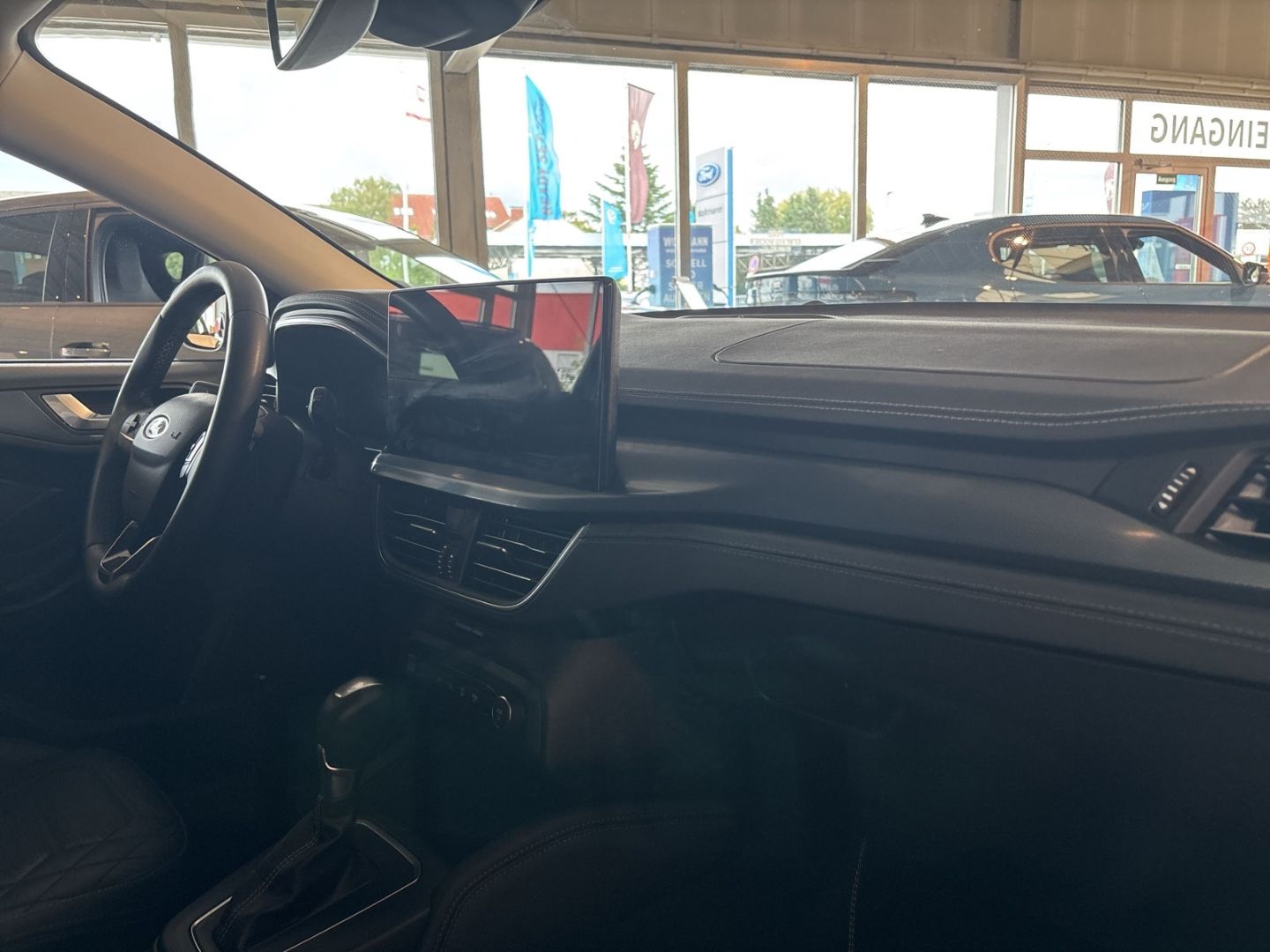 Fahrzeugabbildung Ford Focus Turnier Active Vignale 1.0 EcoBoost Mild-H
