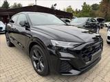 Audi Q8 45 TDI quattro S-Line, Standheizung - Audi Q8: Sportwagen