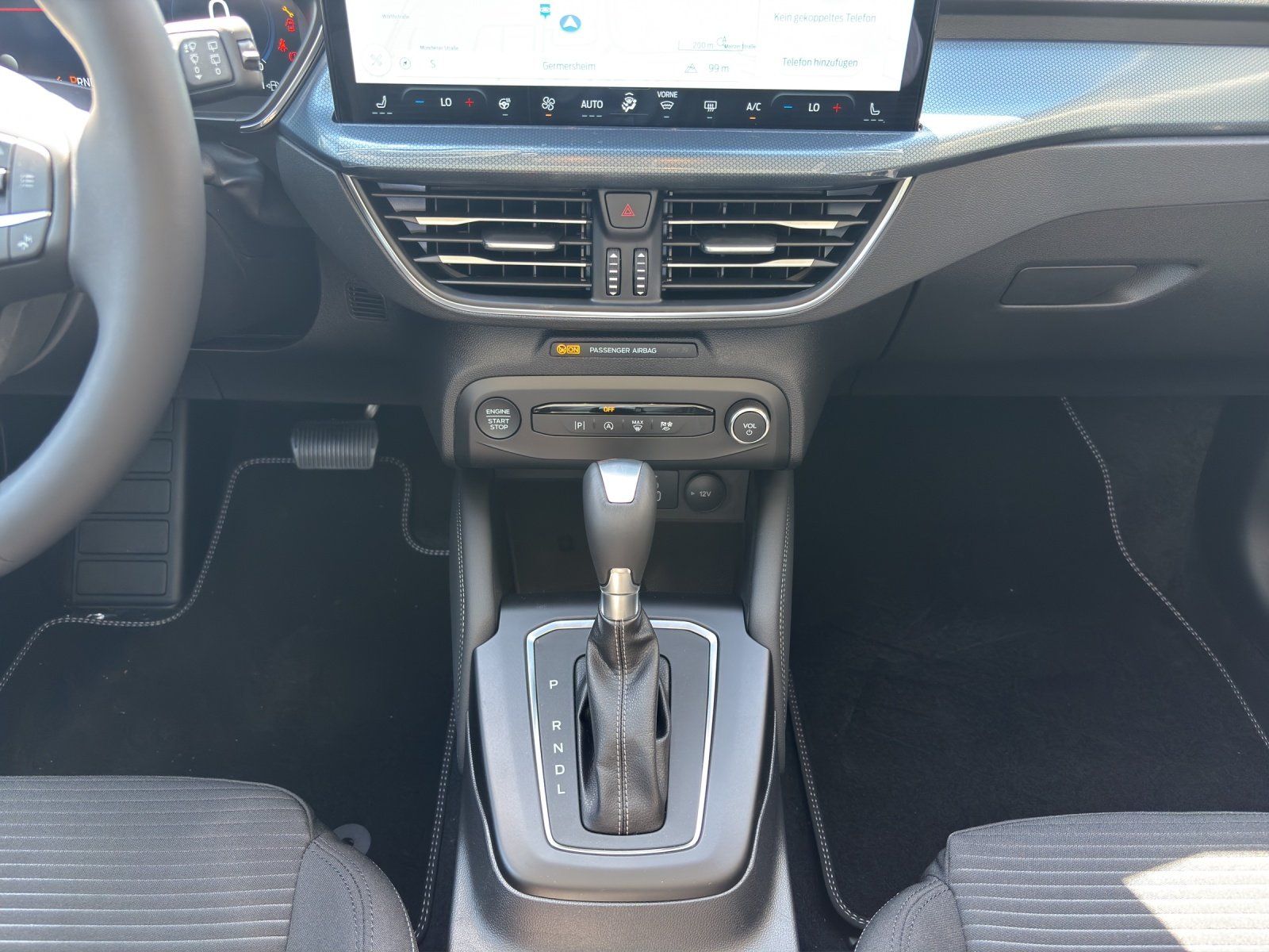 Fahrzeugabbildung Ford Focus Active X Pano Dach B&O Winter Pak. LED Mat