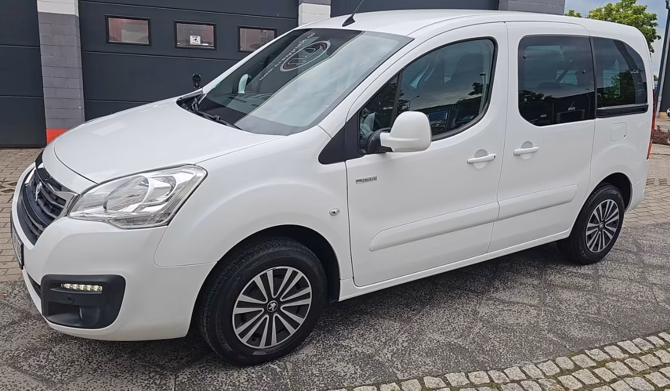 Peugeot Partner Tepee  5 Sitze  Klima, Navi, PPS, Kamera