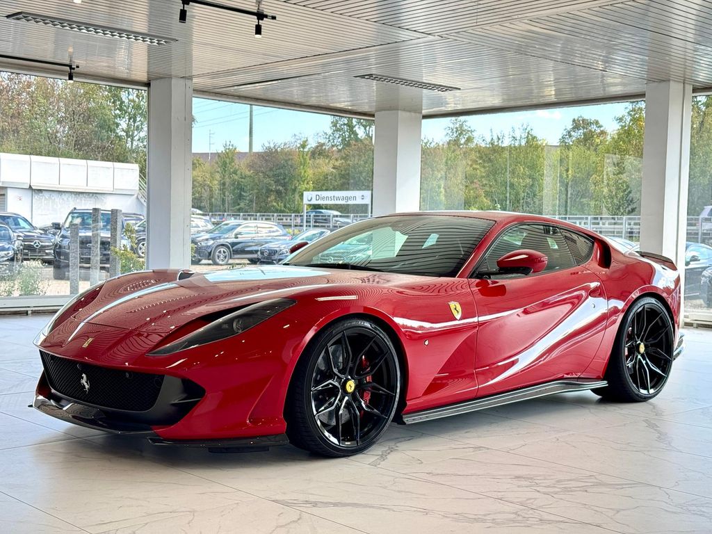 Image of Ferrari 812