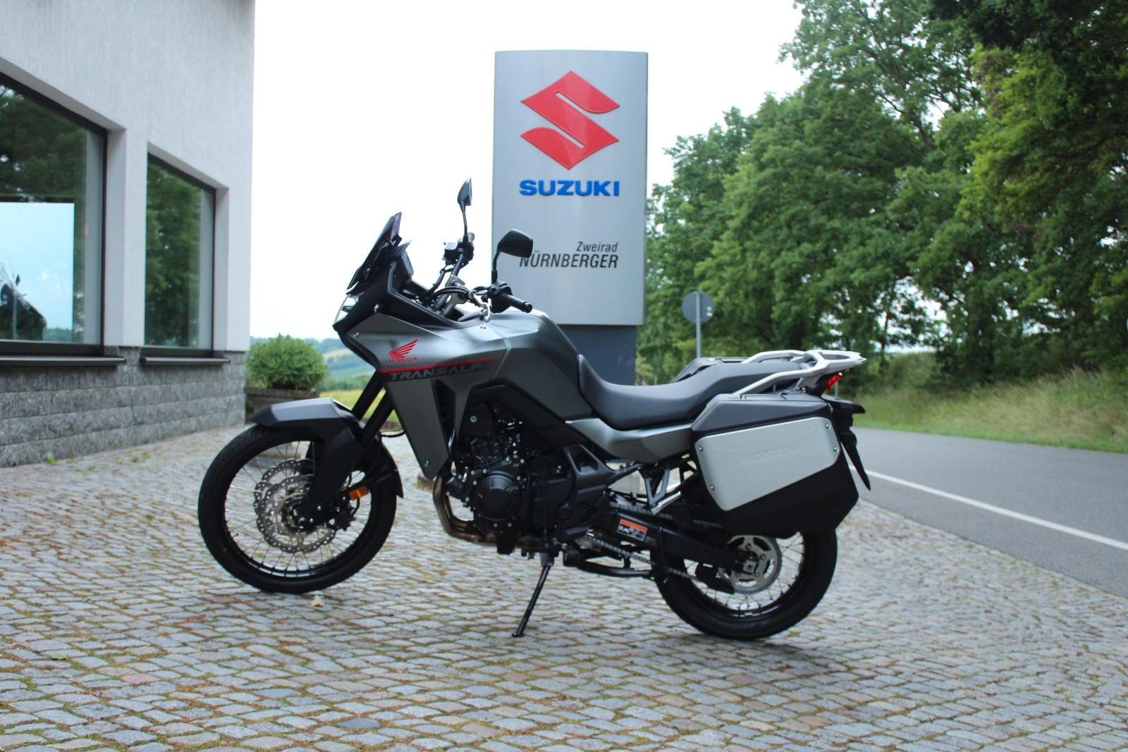 Honda XL750 Transalp - sehr guter Zustand - mit Koffer