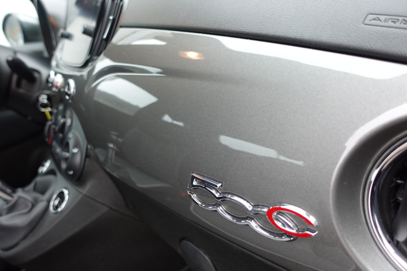 Fahrzeugabbildung Fiat 500C Cabrio Lounge 1.0Mild Hybrid,Einparkhilfe
