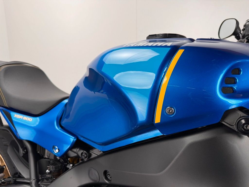 Fahrzeugabbildung Yamaha XSR 900 *TOP-ZUSTAND *WENIG KILOMETER