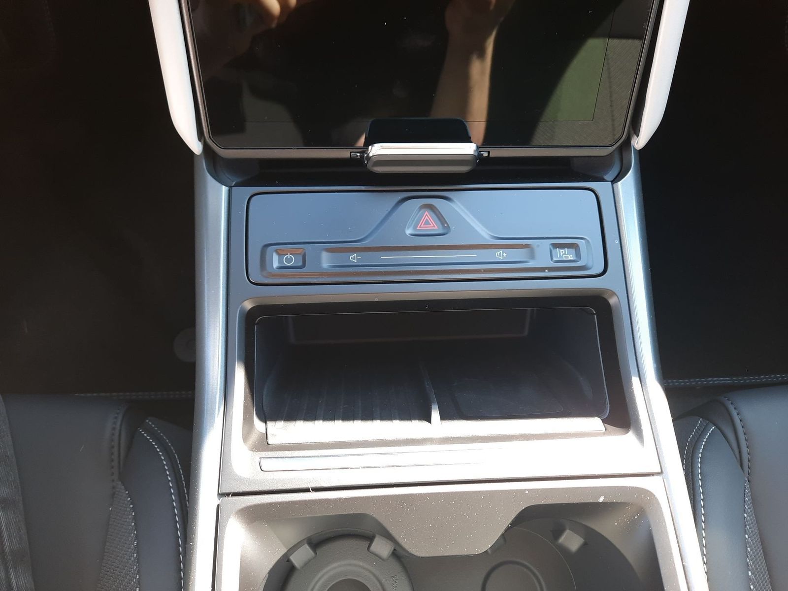 Ford Explorer - Bild 24