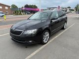 Skoda Superb 1.6 TDI Green tec Ambition Combi,Navi,Kli - Skoda Superb mit Diesel-Antrieb: 1.6
