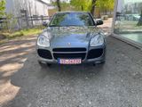 Porsche Cayenne Turbo  - Porsche Cayenne aus 2004: Turbo