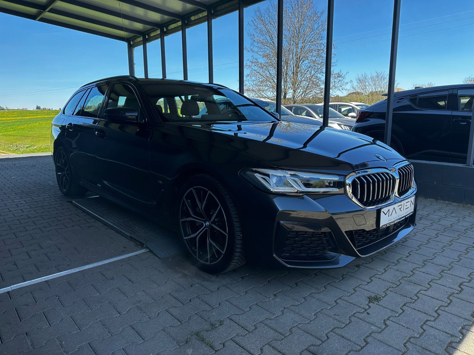 BMW 520 5 Touring 520 d M Sport — Bild 4