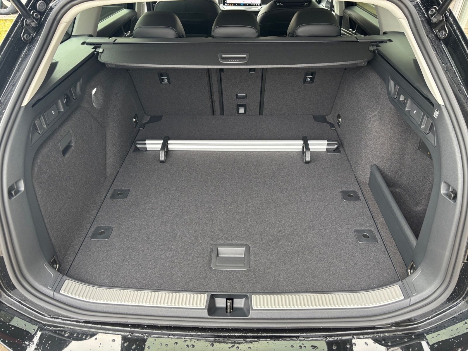 Volkswagen Passat - Bild 12