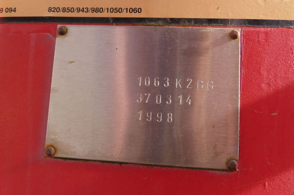Fahrzeugabbildung Andere Krancontainer HMF 1063