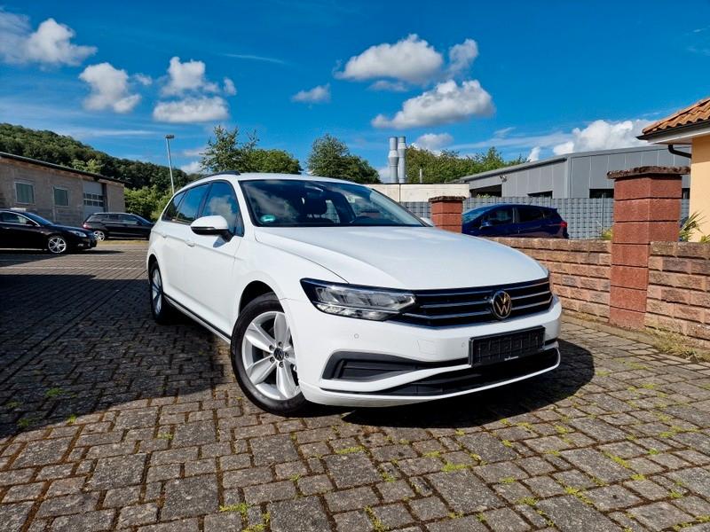 Volkswagen Passat Variant Basis/DSG/Navi/Kamera/Led