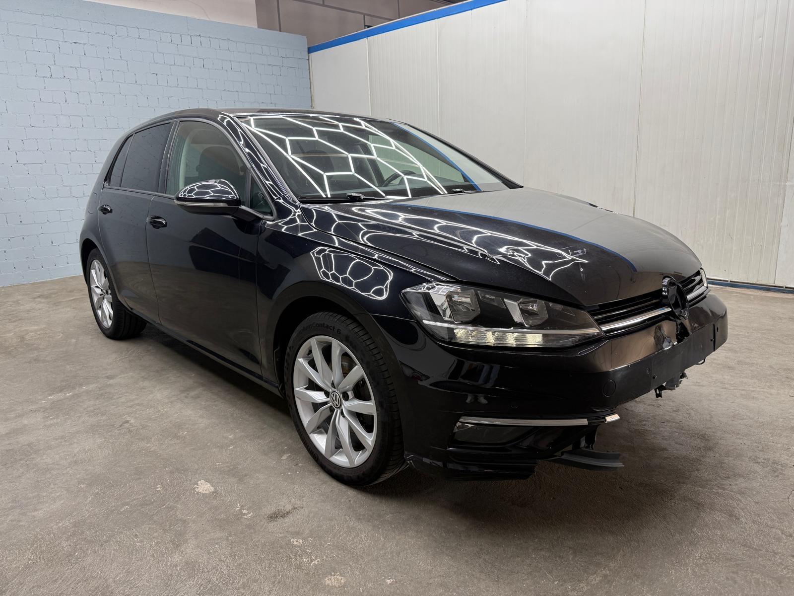 Volkswagen Golf 1.6 TDI Comfortline *ACC*PDC*KLIMA*NAVI*