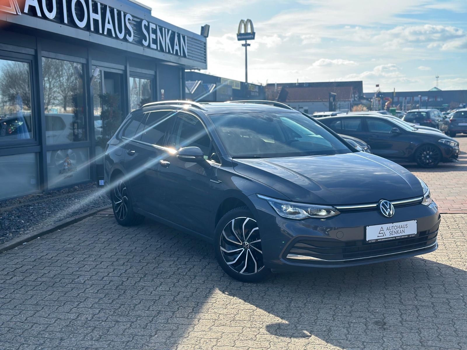 Volkswagen Golf VIII 1.5TSI Variant Style*R-CAM*MATRIX*ACC*