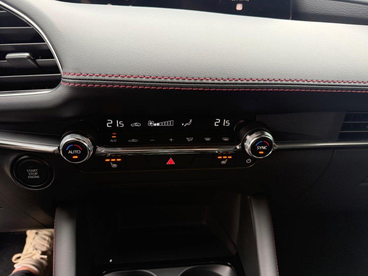 Mazda MAZDA3 2.0 (186PS) Autom. Homura Rückfahrk. Navi CarP, миниатюра 17