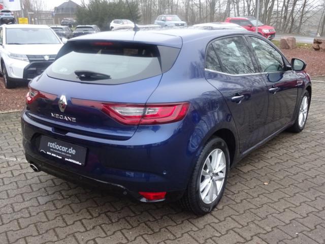 Renault MEGANE IV LIMOUSINE 1.2 TCe DSG ENERGY INTENS   