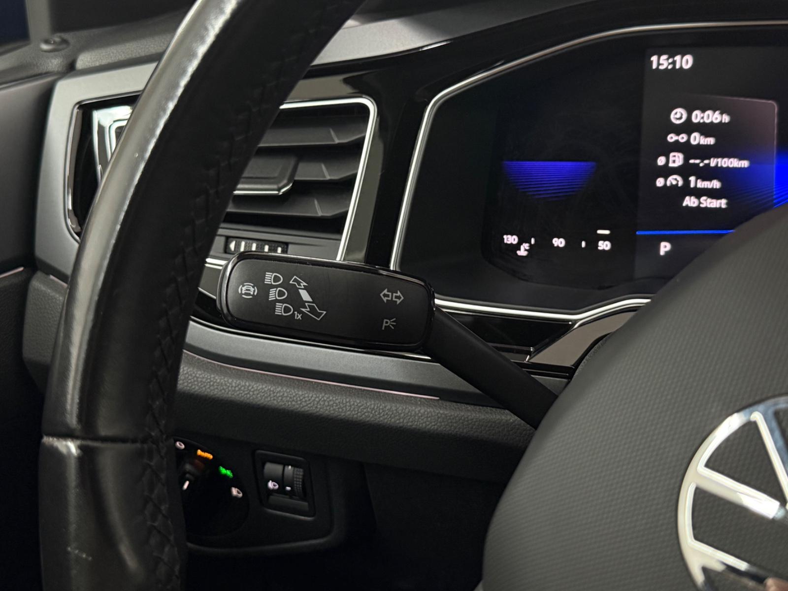 Volkswagen Taigo R-Line 1.5 TSI*SHZ*Digital-Cockpit*Kamera