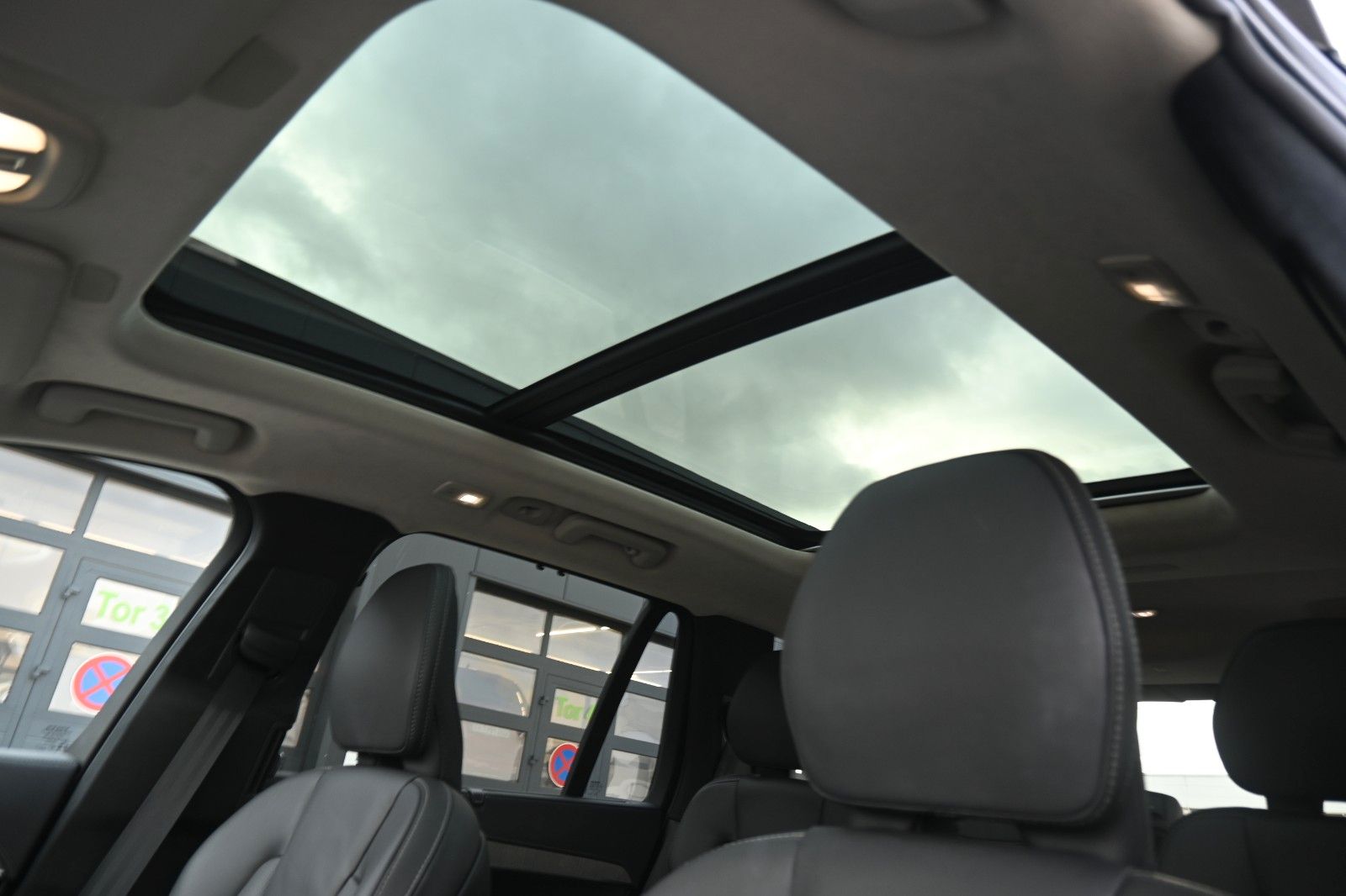 Fahrzeugabbildung Volvo XC90 B5D AWD Ultimate Bright*LED*PANO*STHZ*360