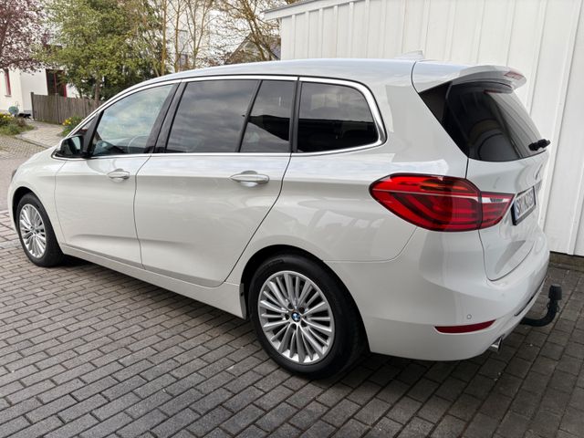 BMW 220 Gran Tourer 220d xDrive Steptronic Luxur...