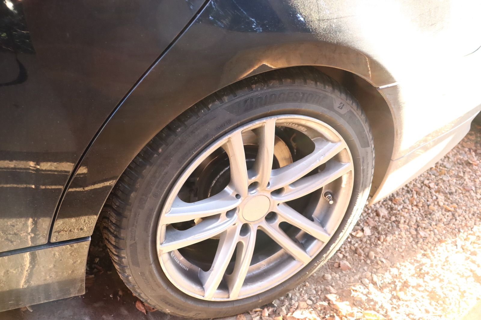 Fahrzeugabbildung BMW 318 i Touring * Xenon * SHZ * Navi