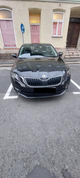 Skoda Octavia 1.6 TDI 85kW Active Active - Skoda Octavia mit Diesel-Antrieb: Limousine, 1.6