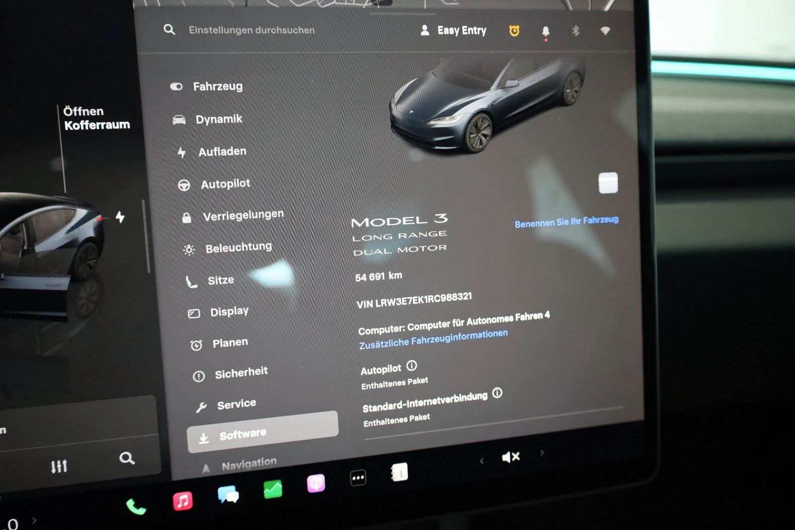 Fahrzeugabbildung Tesla Model 3 Long Range Dual AWD,Navi,Kamera,Panorama