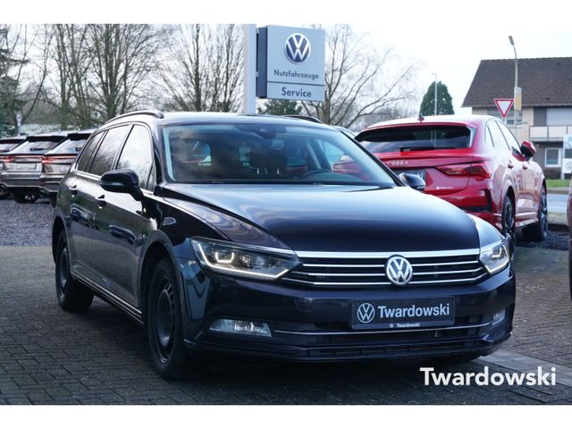 Volkswagen Passat Variant Comfortline ACC AHK SHZ Facelift