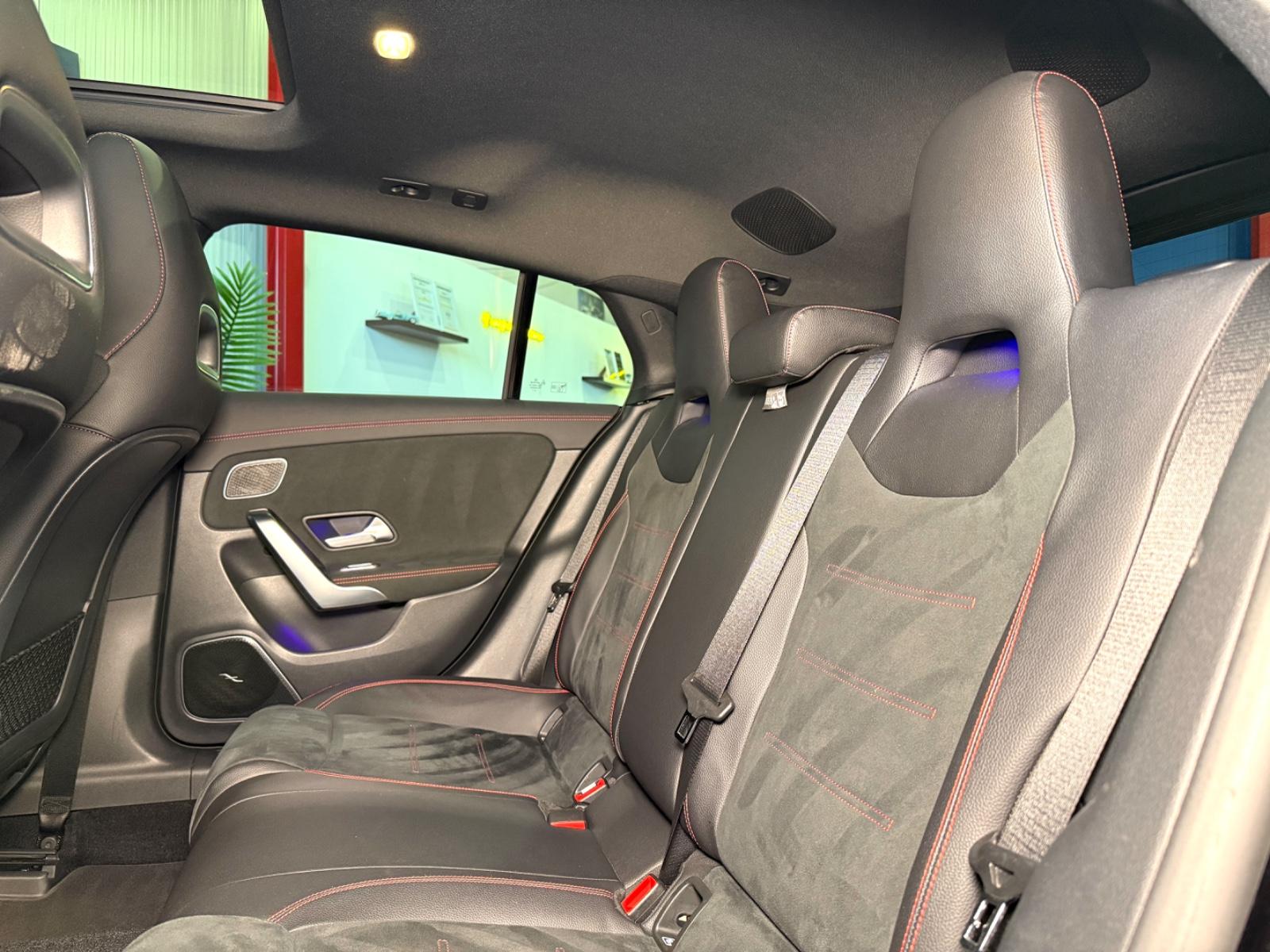 Mercedes-Benz CLA 35 AMG 4Matic Shooting Brake*PANO*BURMESTER