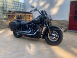 Harley-Davidson Heritage Classic 107 - gepflegt - Offers matching your search criteria