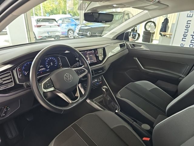Fahrzeugabbildung Volkswagen Polo Style 1.0 TSI IQ.LIGHT NAVI KLIMA PDC SHZG
