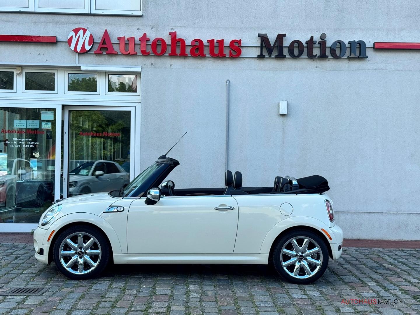 MINI Cooper S Cabrio Chili Navi HarmanKardon Bi-Xenon