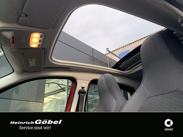 Fahrzeugabbildung Smart forfour EQ PASSION FALTDACH LED KAMERA