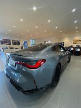 BMW M4 Coupe xDrive Competition|1.HAND|HARMAN-KARDON - BMW M4 in Duisburg